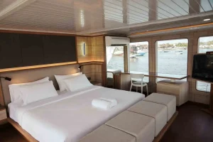 Adonara-Cabin-Mosalaki-2