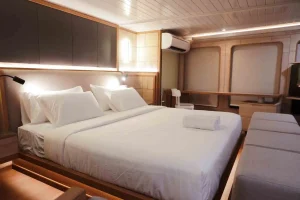 Adonara-Cabin-Mosalaki-4