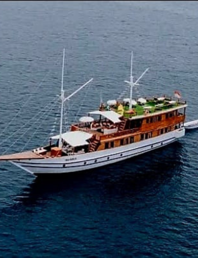 MAGIKA LIVEONBOARD 3D2N PRIVATE CHARTER